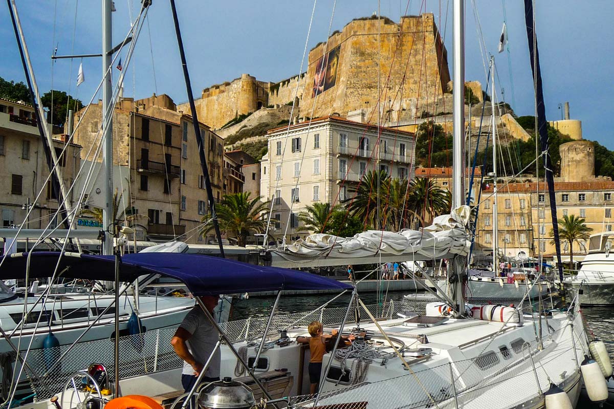 Location voilier Corse avec skipper - Voilier Luckystar