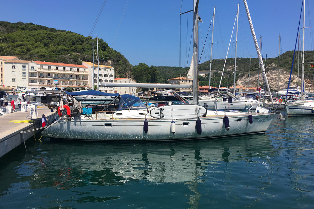 Location d'un voilier avec skipper en Corse | Diamant Bleu