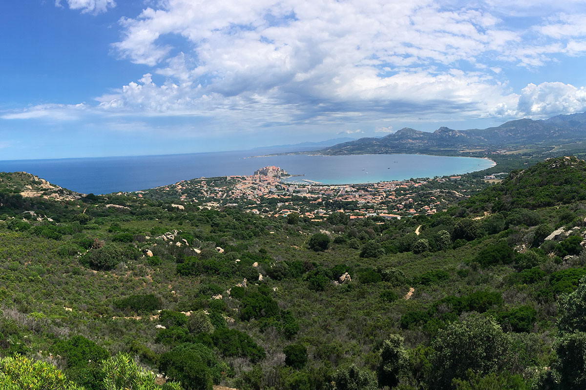 Location d'un voilier avec skipper en Corse | Diamant Bleu