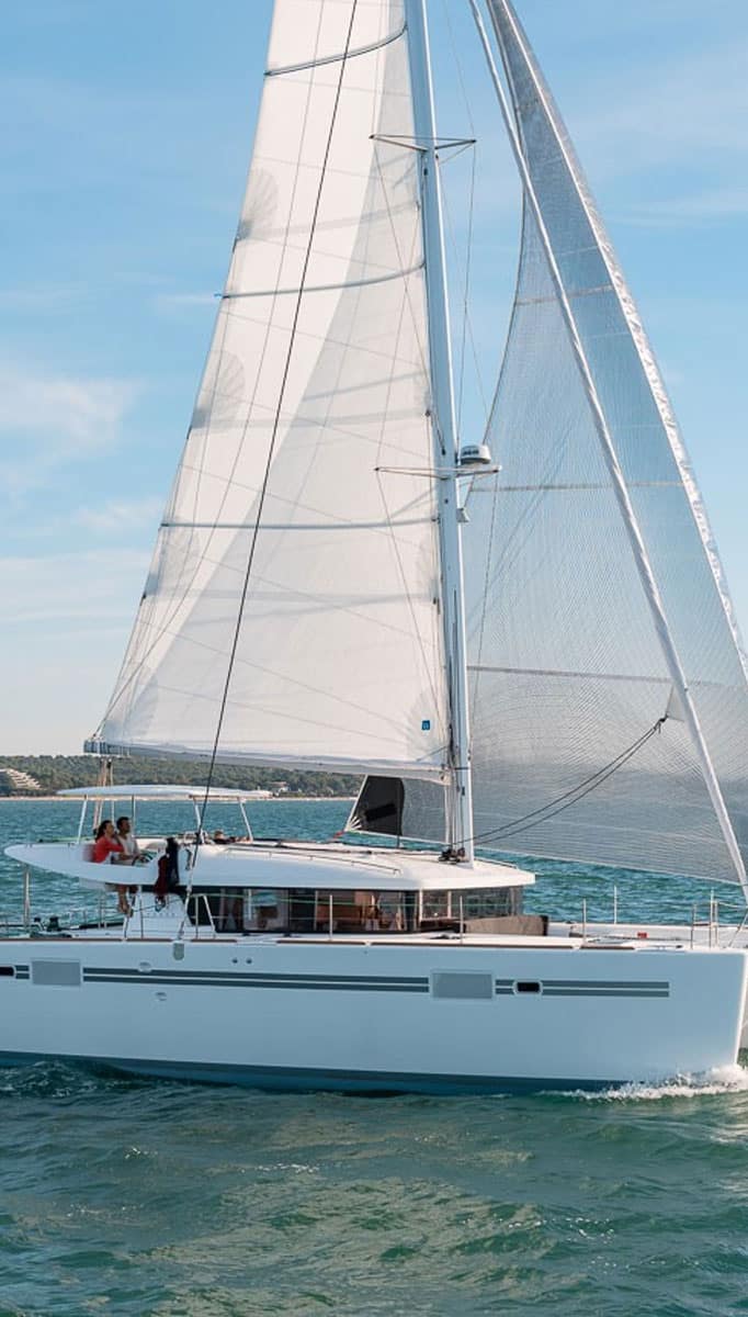 Location Catamaran Lagoon 570 en Corse avec Skipper